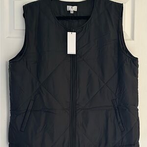 Lightweight quilted vest